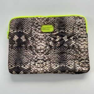 Marc Jacobs Quilted Workwear Laptop Case Sleeve Bag Clutch Python Snake Neon